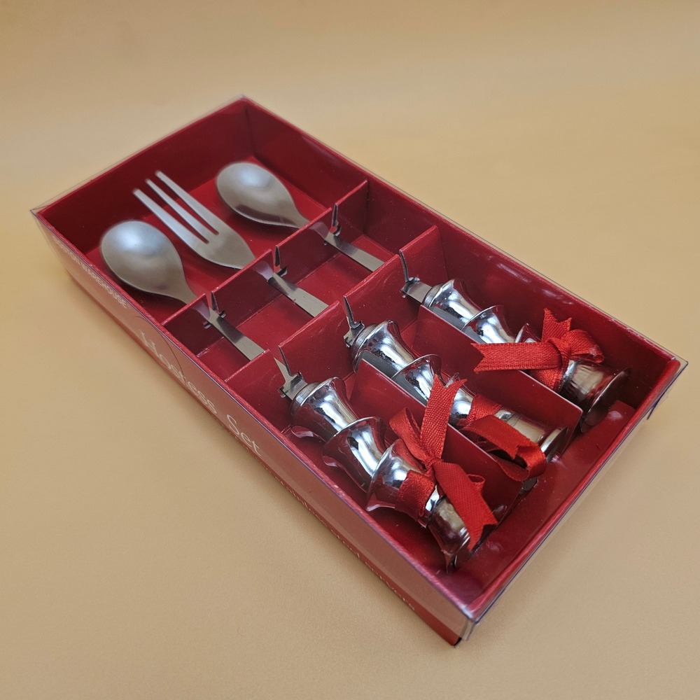 Boston Warehouse Hostess Set Set of Three Stainless Steel Servers Model 04181 - Picture 10 of 11